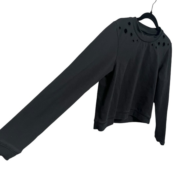 Lululemon Eyelet Space Crew - Picture 8 of 10